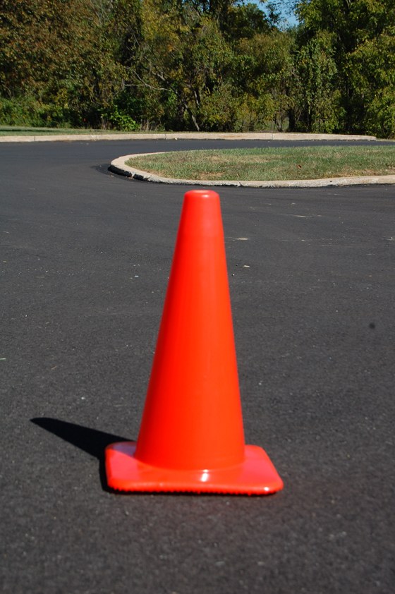 18 inch Orange Plastic Traffic Cones, C18